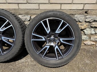 Volvo 5x112 235/50 R19 - 2