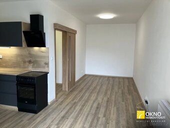 Moderní nový byt 1+kk s balkonem a parkovacím stáním - 2