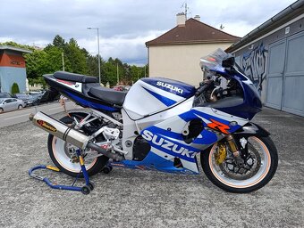 Suzuki gsxr 1000 K1 Top stav - 2