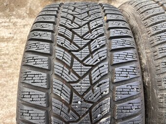 2x 225/40R18 DUNLOP WINTERSPORT 5, ZIMNÍ, 97% VZORKU - 2