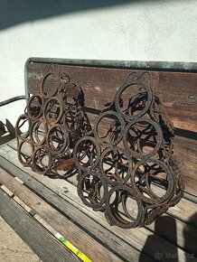 Regál na víno kovaný na 8 lahví 2 ks - 2