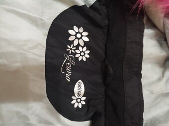 Dívčí zimní bunda 140/146 - 2