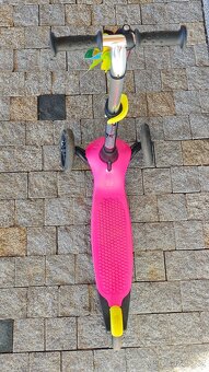 Dětská koloběžka tříkolka - 2