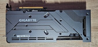 GIGABYTE Radeon RX 7800 XT GAMING OC 16GB - top stav, záruka - 2