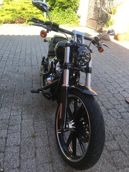 Harley Davidson Breakout 114 - 2