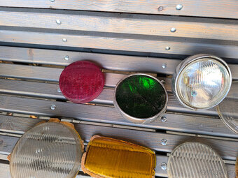 Staré kryty světel skleněné mix Pal,veterán,motorka,parabola - 2