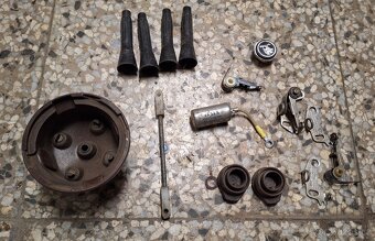 Různé díly Škoda 120 - 2