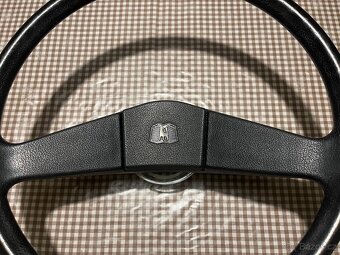 Golf MK1 černý volant - 2