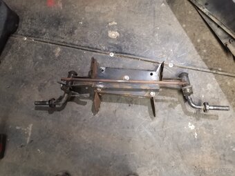 Zahradní traktůrek přední náprava - 2