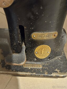 SINGER šicí stroj - 2