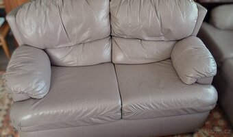 Kožená sedačka od Benchcraft - 2
