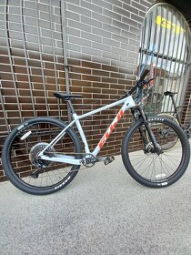 FUJI SLM 2.7 29"- carbon - 2