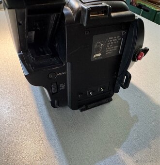 Kamera Sony CCD-TR780E - 2