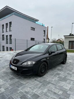 Seat Leon 1.6 tdi dsg parkovací kamera Isofix klimatizace - 2