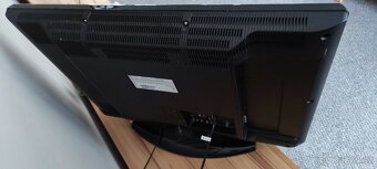 Televize úhlopříčka 80 cm. - 2