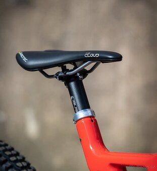 SANTA KRUZ Downhill Kolo 2025 Cena 310.000 Kč (12400 euro) - 2