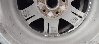 Prodám originál 17" sadu ALU kol Amarok - 2