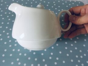 Porcelánová konvička Maser - 2