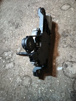 Motorek zadního stěrače Focus II - 2