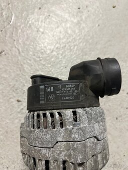 Alternátor Bosch pro BMW motory M52B28, B25 - 2