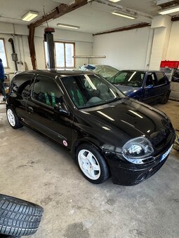 Renault clio sport - 2