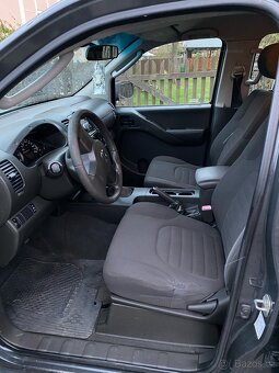 NISSAN NAVARA DOUBLE-CAB 2,5dci - 2