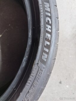 2 LETNÍ MICHELIN 205/40 R18 - PĚKNÉ - 2