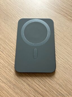 Ultratenká bezdrátová powerbanka kapacita 3000mAh - 2