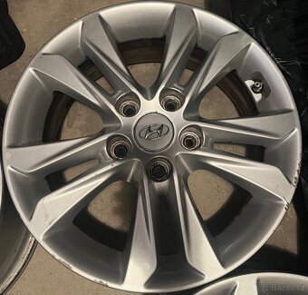 Prodam origo 16” alu kola Hyundai (tl.senzory) - 2