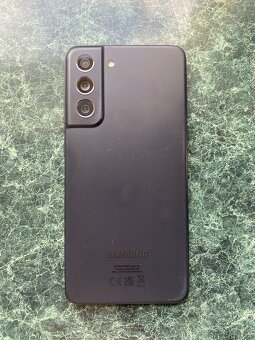 Samsung S21 FE - 2