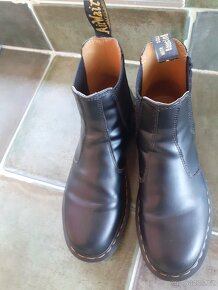 Dr Martens Black Smooth Mens Size 9 Leather Chelsea - 2