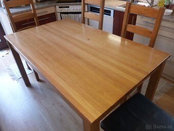 Jídelní stůl+židle - 2
