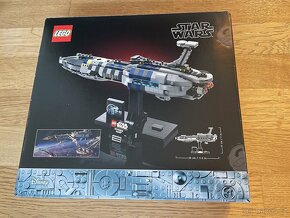 LEGO Star Wars 75377 - Invisible Hand - 2