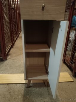 Skříňka do koupelny - 2