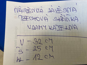 Skříňka plechová nástěnná závěsná uzamykatelná za 300 kč - 2