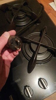 Plynová varná deska Baumatic B40 - 2