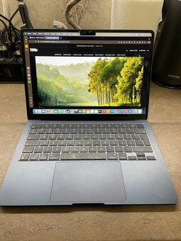 Prodám Apple MacBook Air 13" M4 8x GPU,16GB, 256GB - 2