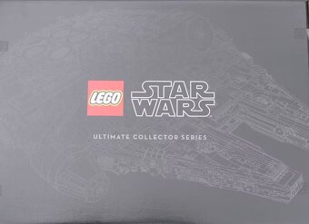 LEGO Star Wars 75192 UCS Millennium Falcon - 2