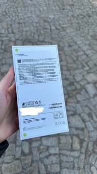 iPhone 16 Pro Max 1TB Desert Titanium - 2