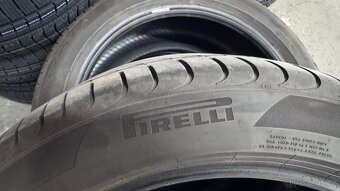 Pneu Pirelli powergy 235/45 R18 Tesla - 2