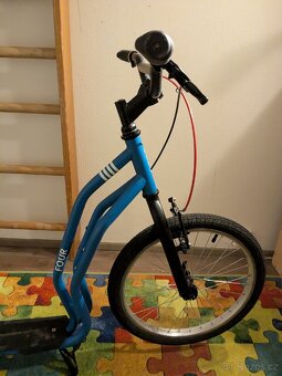 Koloběžka Yedoo Four - 2