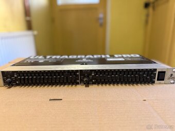 grafický ekvalizér Behringer FBQ1502HD Ultragraph Pro - 2