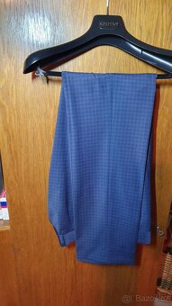 Kvalitní nový pánský oblek zn.Koutný + košile a kravata - 2