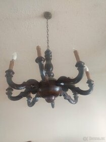 Starožitný dřevěný lustr - 2