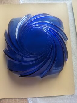 Skleněná modrá mísa - 2