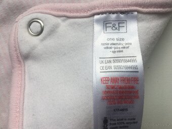 Růžový bryndák s proužky F&F - 2