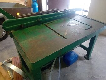 Stolní nůžky na plech 1m - 2