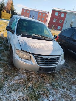 Chrysler Voyager 2.8 crdi - 2