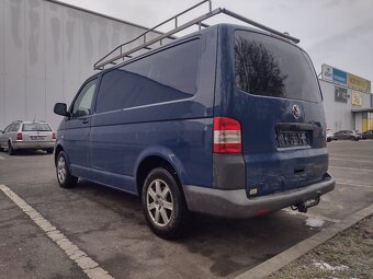 Volkswagen Transporter T5 2.0TDI - 2