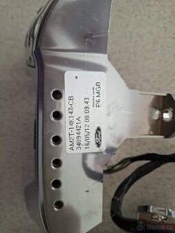 Tlačítka tempomatu na volantu - 2